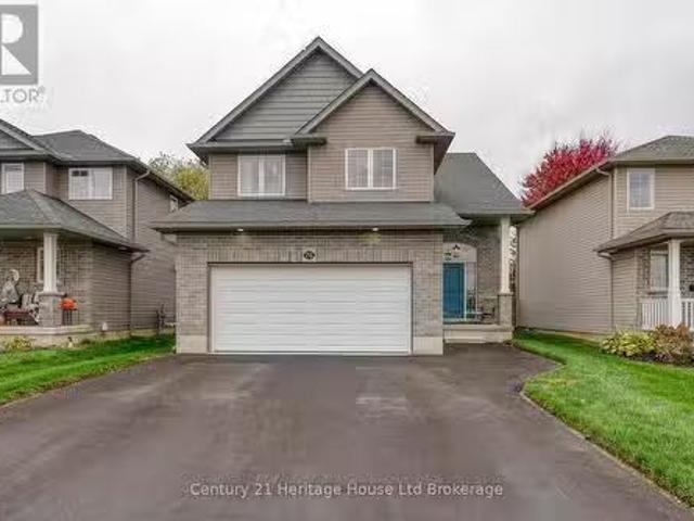 House for sale in Tillsonburg, Ontario