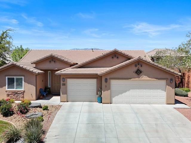 House for sale in Ivins, Utah