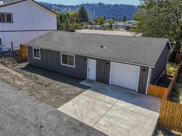 House for sale in Oregonia