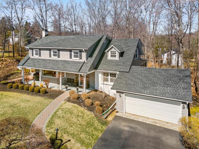 House for sale in Monsey