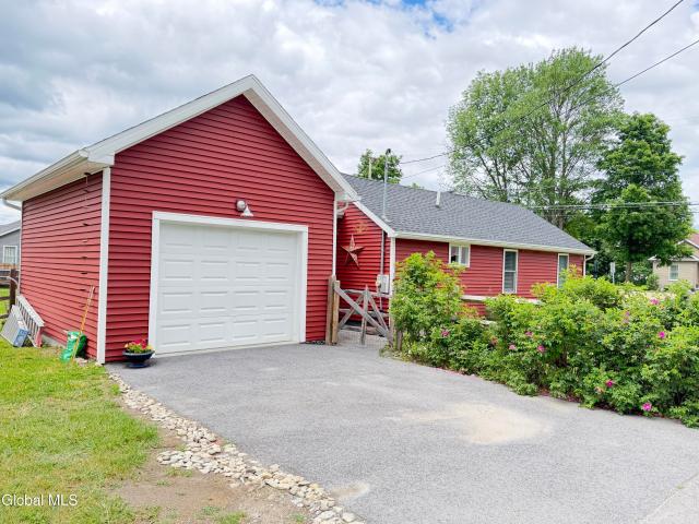 House for sale in Buskirk, New York