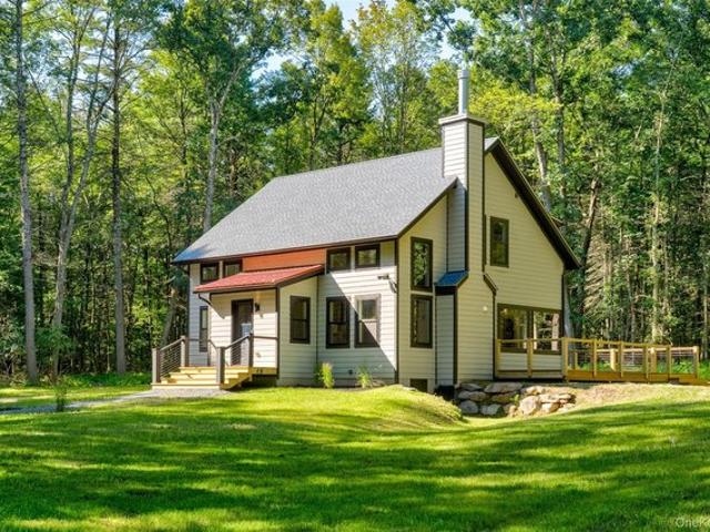 House for sale in Yulan, New York
