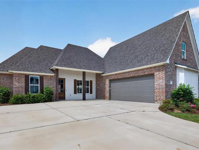 House for sale in Benton, Louisiana