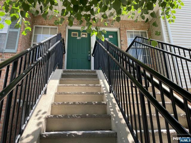 Townhouse for sale in Newark Townhouse for sale in Newark