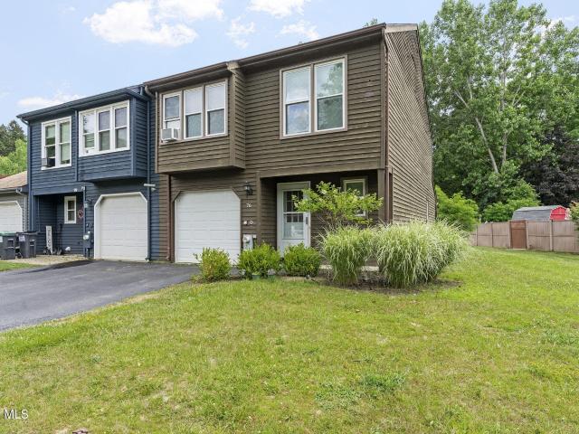Townhouse for sale in Clifton Park