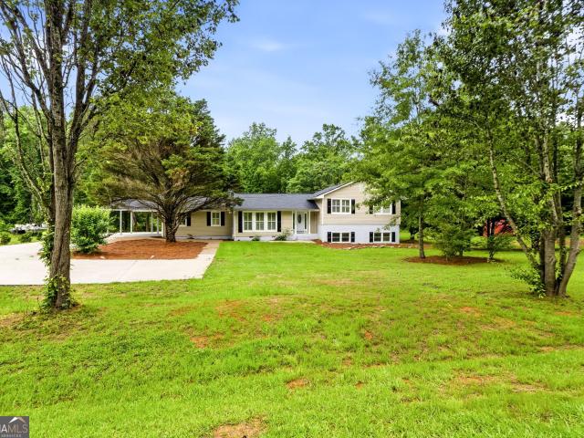 House for sale in Molena, Georgia