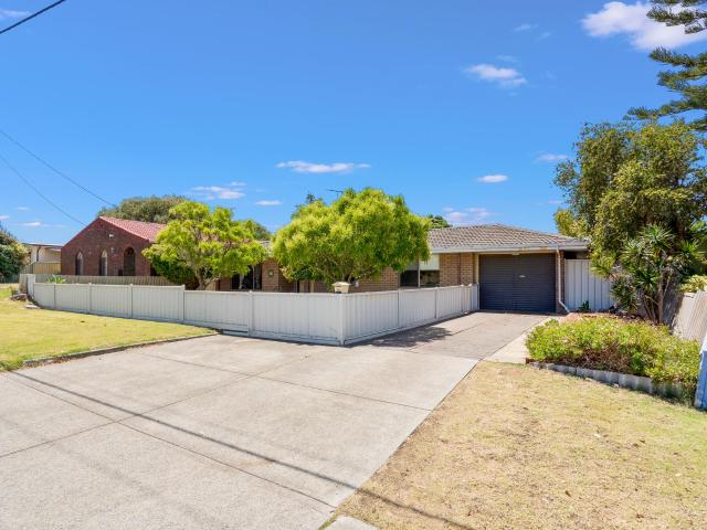 House for sale in Parklands, Western Australia