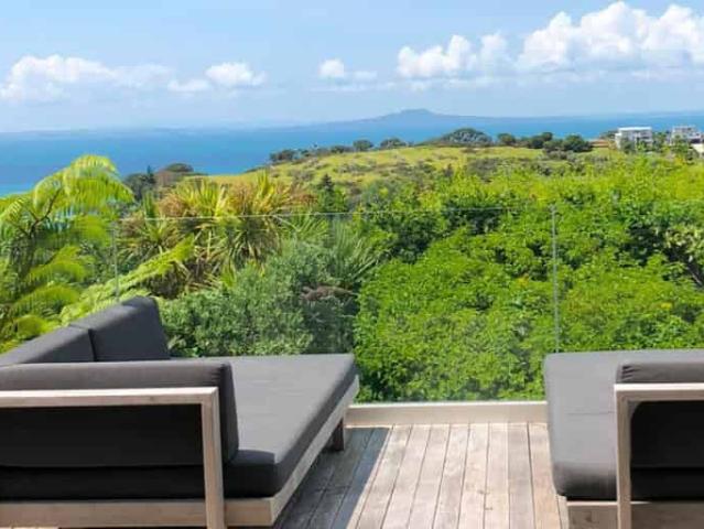 House for rent in Whangaparaoa, Oroua County