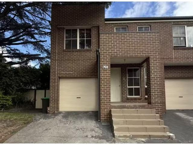 Condo for rent in Sydney, New South Wales