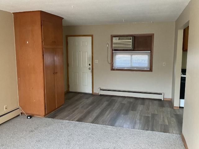 Apartment for rent in Hennepin, Minnesota