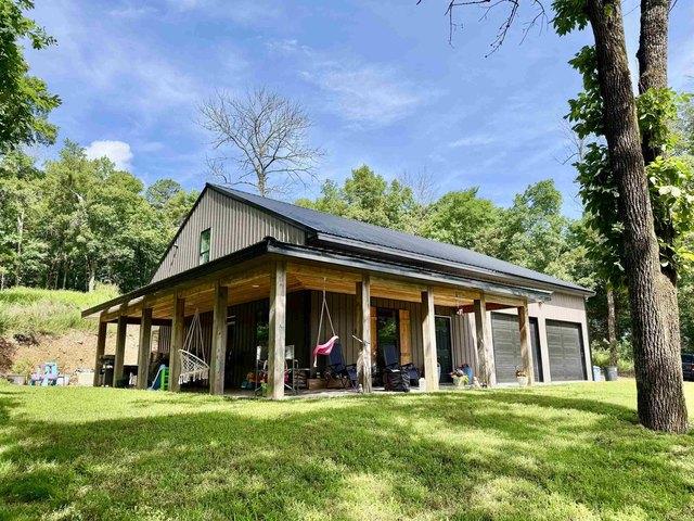 House for sale in Melbourne, Izard County