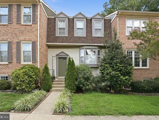 Townhouse for sale in Virginia