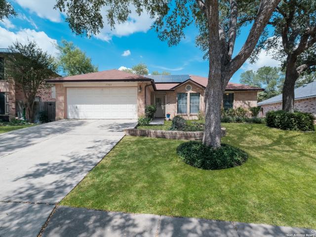 Property for sale in Live Oak, Texas