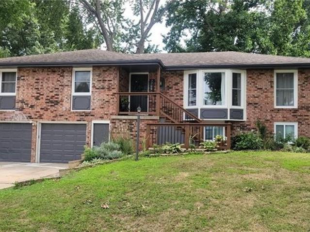 House for sale in Grandview, Missouri