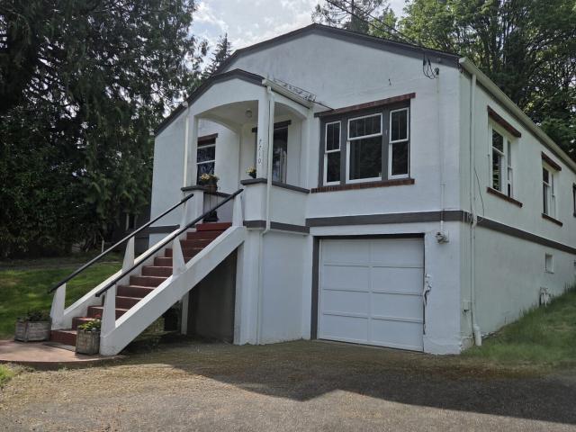 Commercial for sale in Gig Harbor, Pierce County