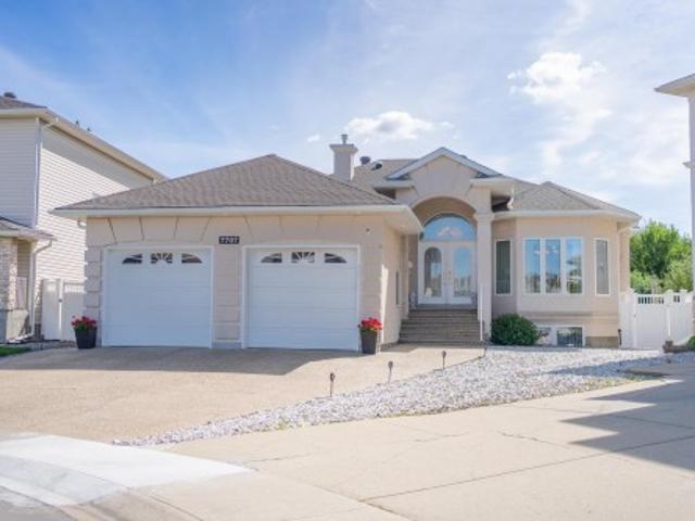House for sale in Wedgewood, Alberta