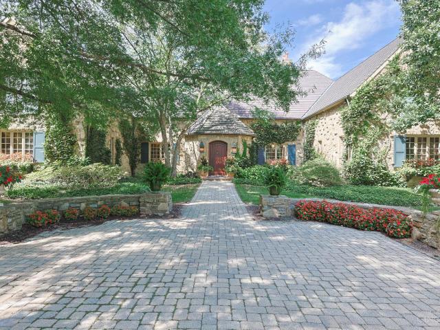 House for sale in Indian Hill, Hamilton County