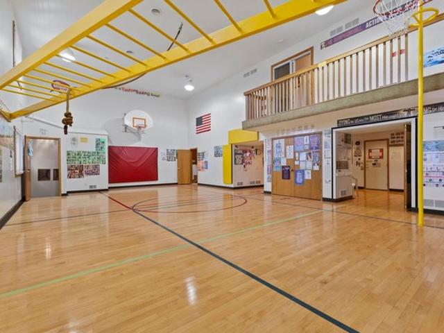 House for sale in Hennepin, Minnesota