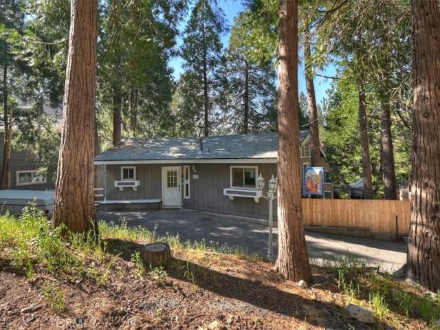 House for sale in Crestline, San Bernardino County