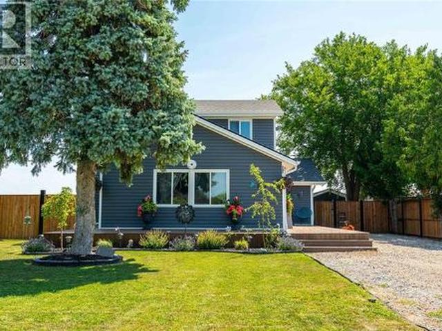 House for sale in Lakeshore, Ontario