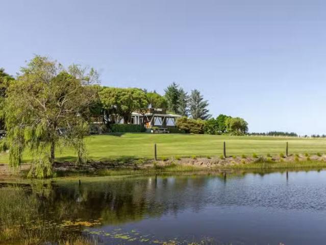House for sale in Cape Palliser, Wellington