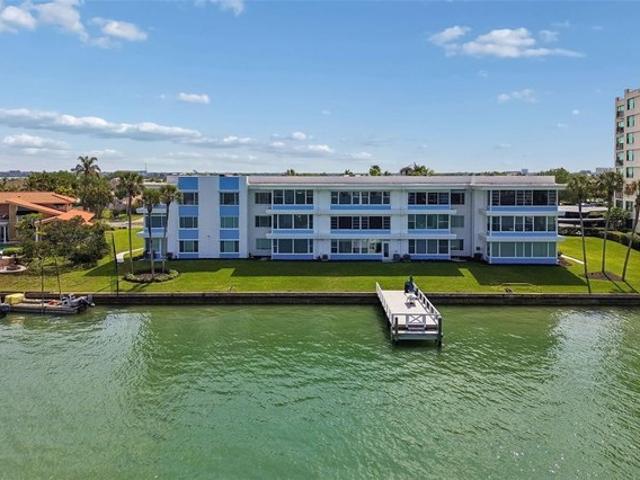 Condo for sale in Clearwater, Florida