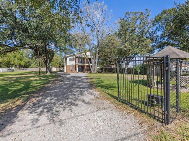 House for sale in Bridge City, Texas
