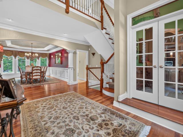 House for sale in South Elgin, Illinois