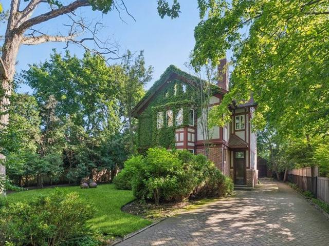 House for sale in Glencoe, Illinois