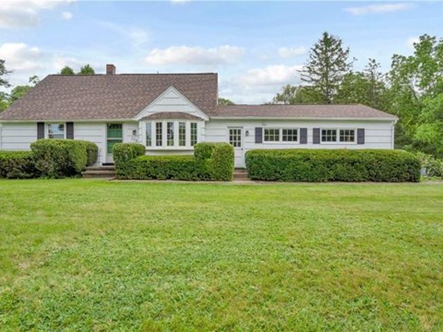 House for sale in Macedon, New York
