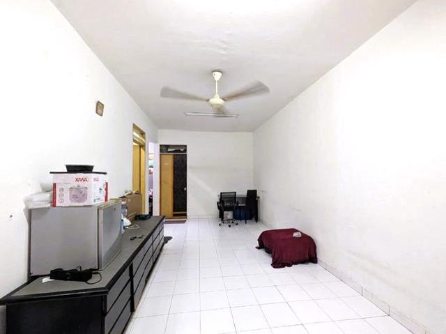 Apartment for sale in Petaling, Damansara Damai