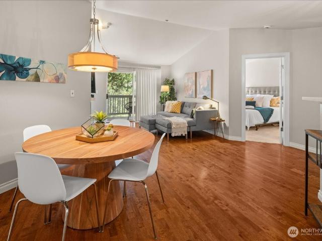 Condo for sale in Kenmore, Washington