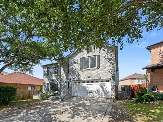House for sale in Northampton, Converse