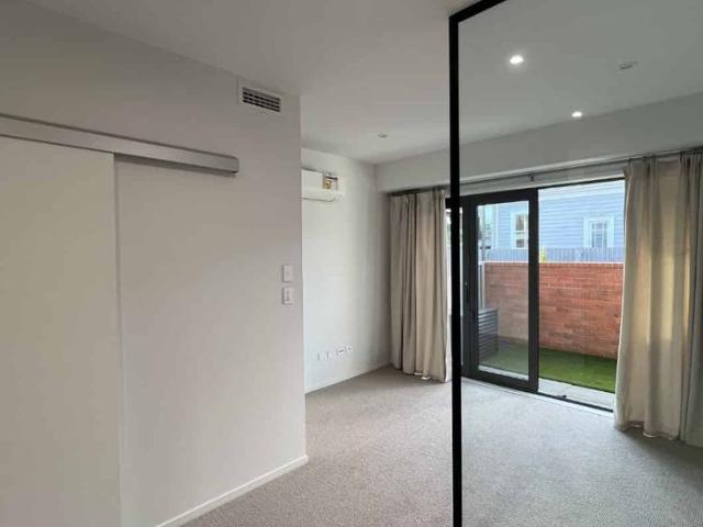 House for rent in Saint Lukes, Albert-Eden