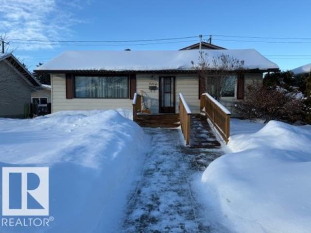 House for sale in Wedgewood, Alberta