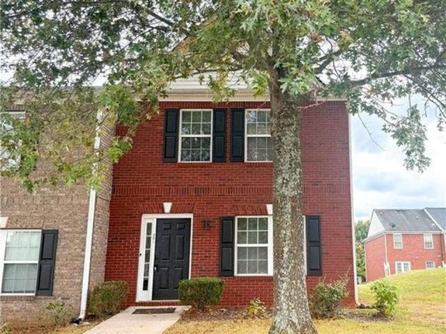 Townhouse for sale in Douglasville, Georgia