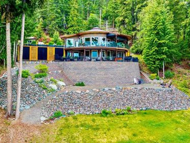 House for sale in Anglemont, British Columbia