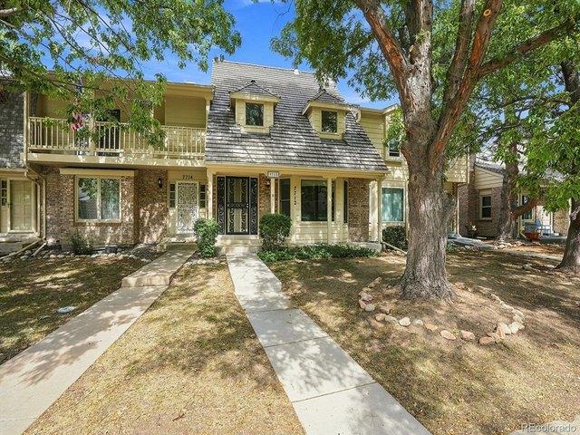 Townhouse for sale in Arapahoe, Colorado