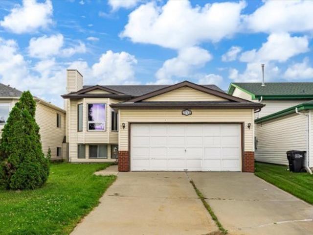 House for sale in Lymburn, Edmonton