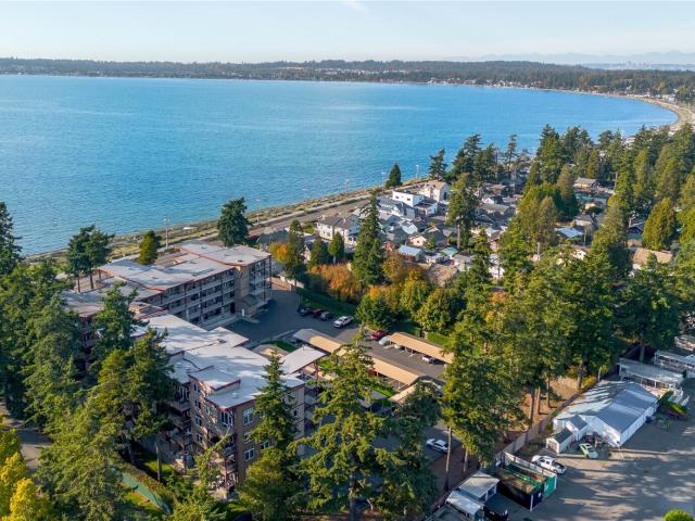 Condo for sale in Washington