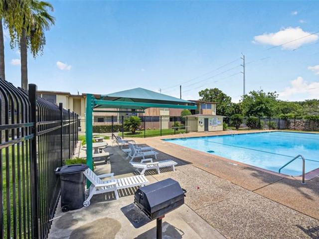 Condo for sale in Harris, Texas