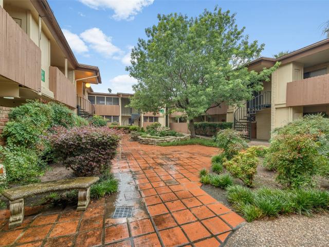 Condo for sale in Harris, Texas