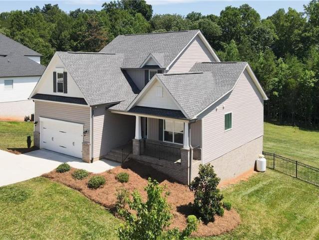 House for sale in Lewisville, North Carolina