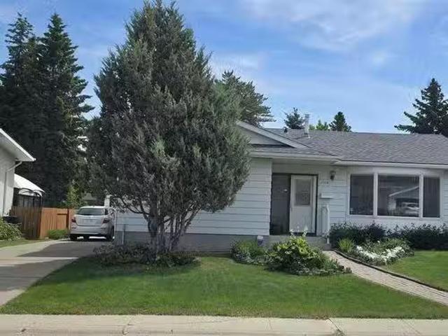 House for sale in Callingwood North, Edmonton