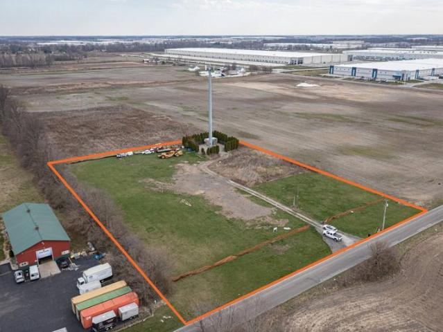 Land for sale in Greenfield