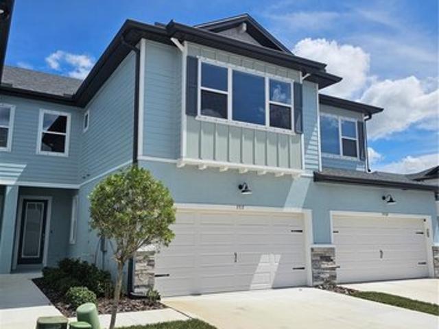 Townhouse for sale in Seminole, Florida
