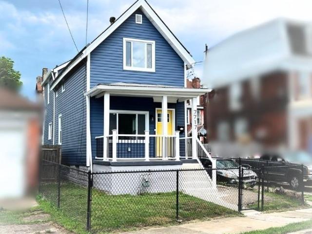 House for sale in Pittsburg, Pennsylvania