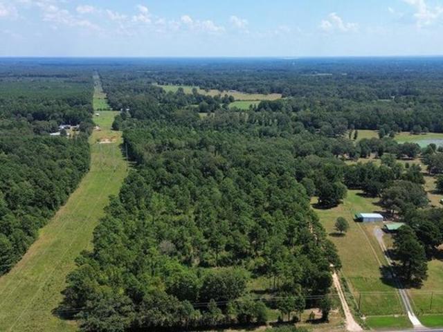 House for sale in Maud, Texas