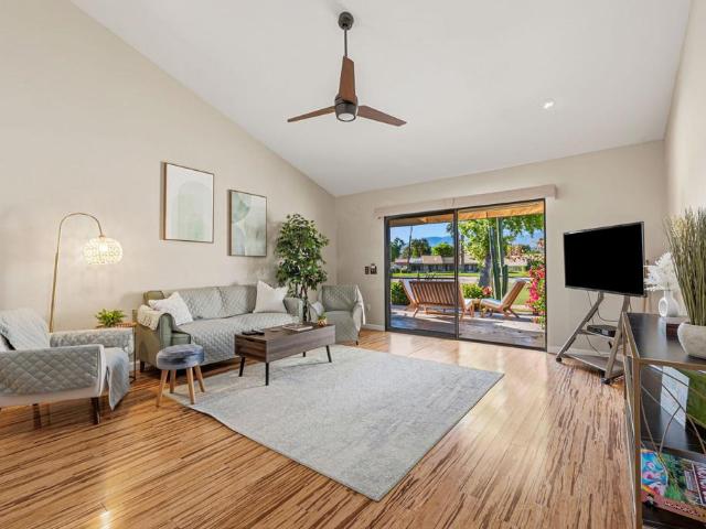 Condo for sale in Palm Desert, Riverside County