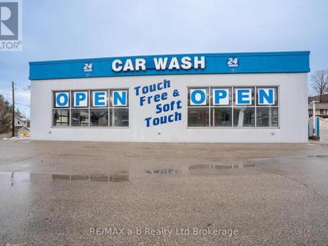 Commercial for sale in Woodstock, Ontario